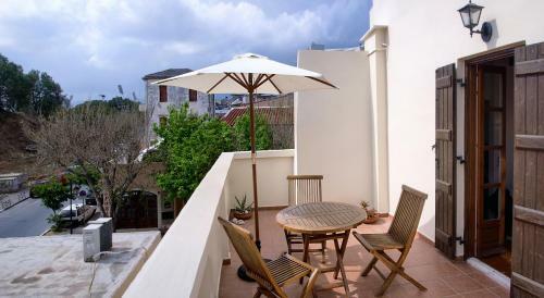 Hostal Ontas Traditional Hotel