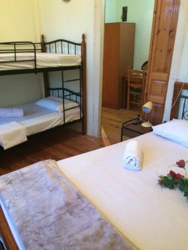 Hostal Rooms 47