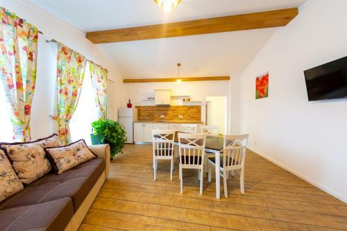 Hostal Casa Cu Nuc