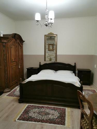 Hostal Zira Residence