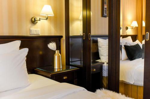 Apartamento Chocolate. Hotel Studio North Bucharest & Free Parking