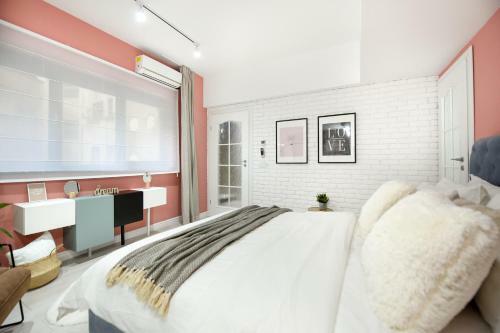 Apartamento Cotton Candy. Luxury Old Town Apt & Free Netflix