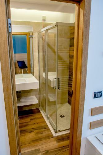 Grand View Hotel & Suites Copou