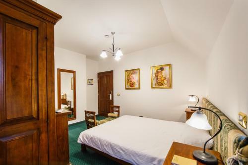 Hostal Casa 3 Guesthouse