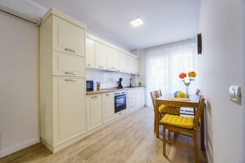 Apartamento Lovely Home At West Residence