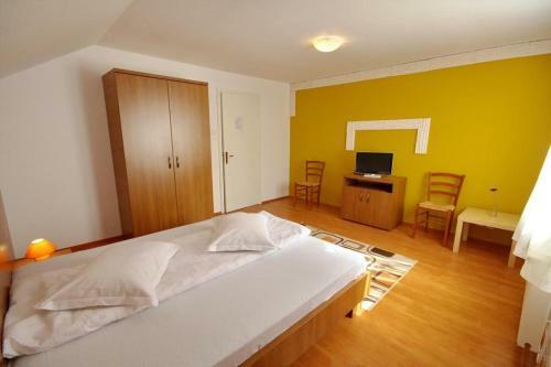 Hostal Vila Safir