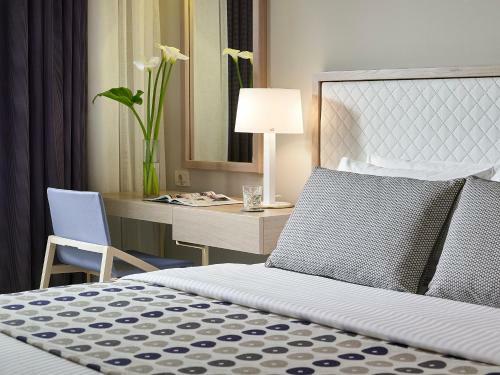 Irida Hotel