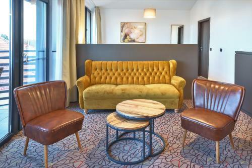 Charm Boutique Hotel