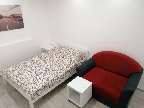Airport View Apartment