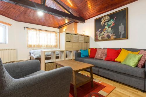Belgrade Center Apartment V