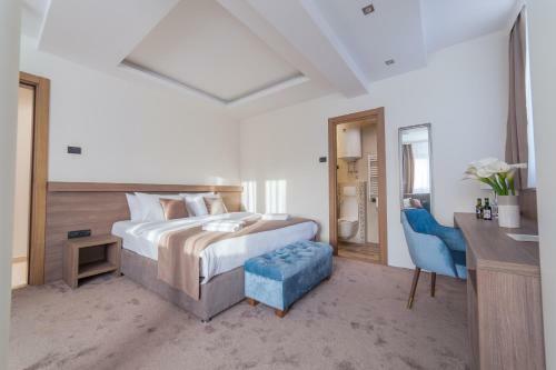 M House Bed And Breakfast