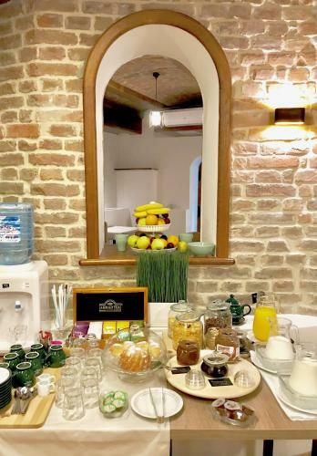 M House Bed And Breakfast