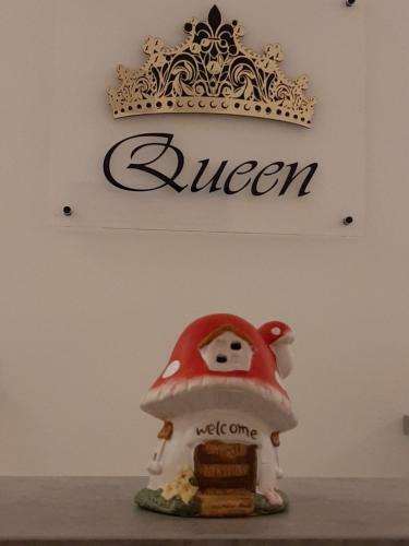 Apartment Queen