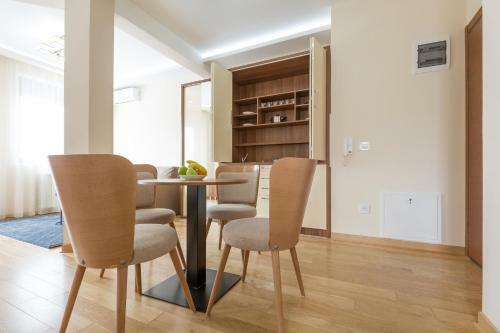 Prime Hotel Garni