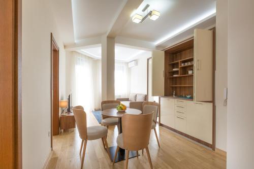 Prime Hotel Garni