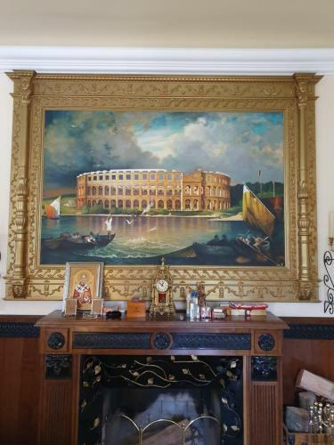 Hotel Schulhoff, Castle And Winery