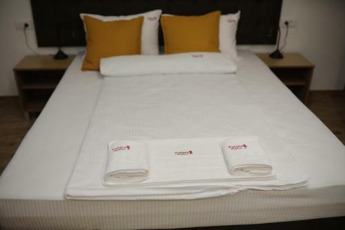 Bed & Breakfast Palace Megdan