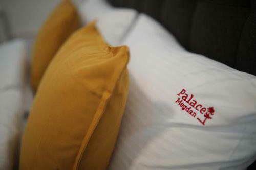 Bed & Breakfast Palace Megdan