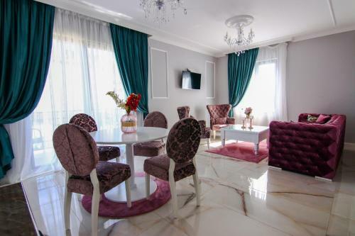 Aparthotel Adonis Resort & Spa