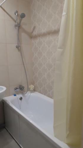 Apart Resident "provans"