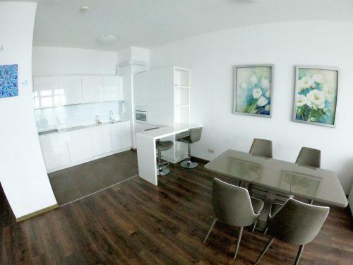 Apartment Imeretinskiy On Parusnaya 27