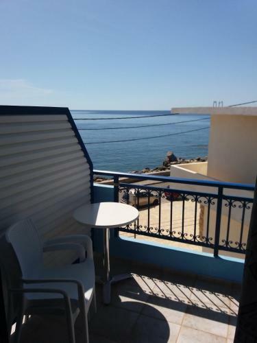 Hostal Galini Studios