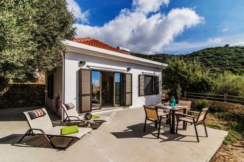 Christos Place