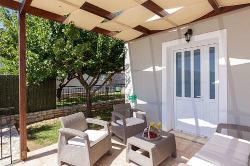 Agios Antonios Villas