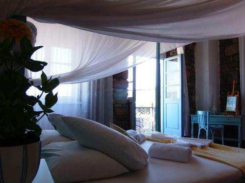 Dionysos Hotel