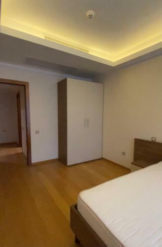 Apartment In Zolotaya Bukhta