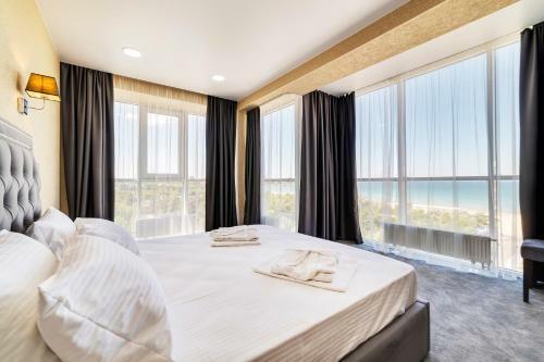 Grand Sapphire Hotel