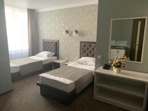 Flora Hotel