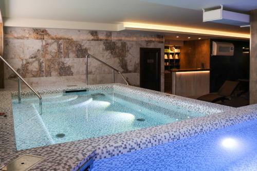 Vertex Spa Hotel