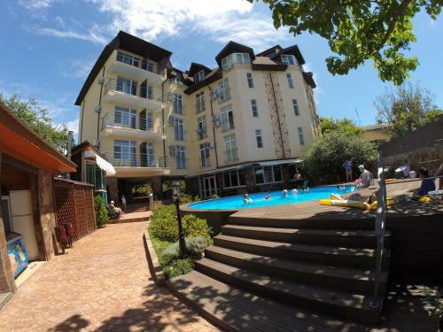 Hotel Lamore