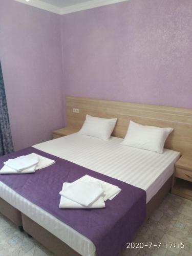 Hostal Guesthouse Nika