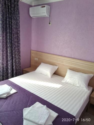 Hostal Guesthouse Nika
