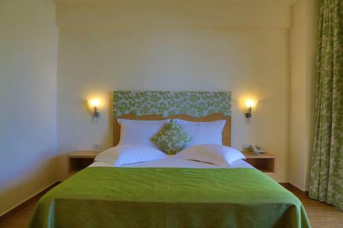 Hotel Akrotiri Beach