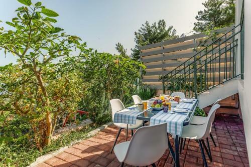 Mikra Anogia Villas