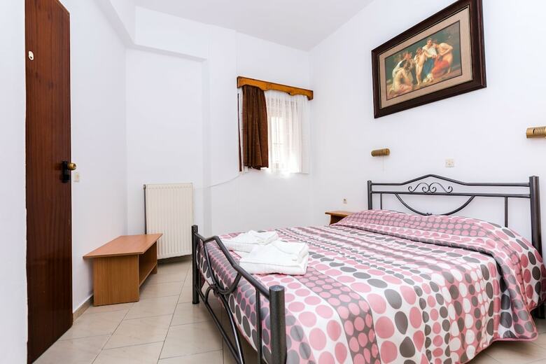 Erato Hotel Apartments