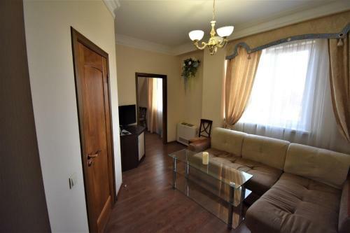 Sacra Hotel