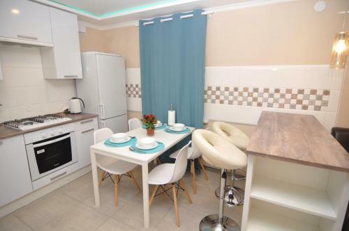 Apartamento ?????? ?? ?????? / One Bedroom Studio In The Center