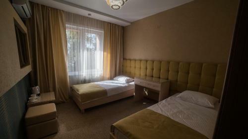 Victoria Hotel