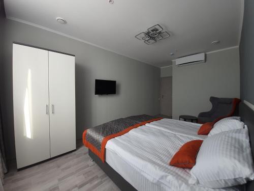 Hotel ??????