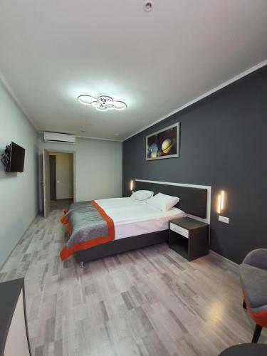 Hotel ??????