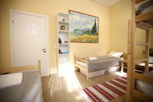 Hostel Artist On Prospekt Mira