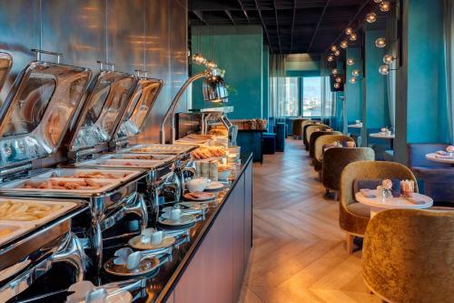 Azimut Hotel Smolenskaya Moscow