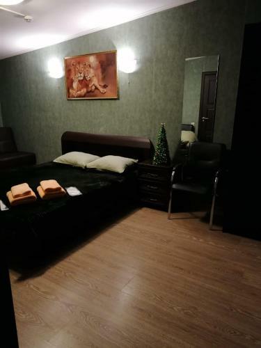 999 Gold Hotel