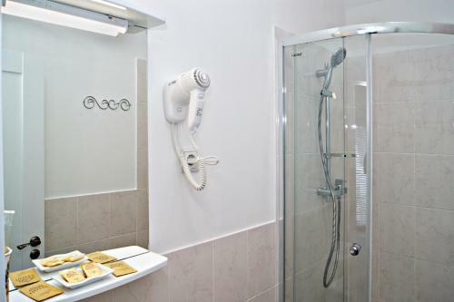 Posada Hotel Orange On Dubrovka