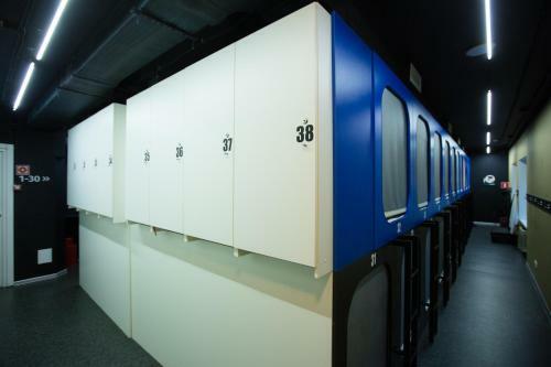 Albergue Capsule Hotel Interqube Bolshaya Polyanka