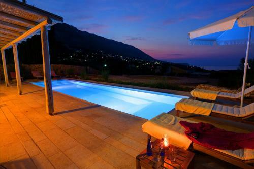 Villa Ideales Resort